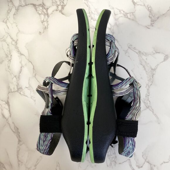 Chaco Sandals Sz‎ 6 Blue Purple Yellow Strappy Hiking Beach - Picture 7 of 10